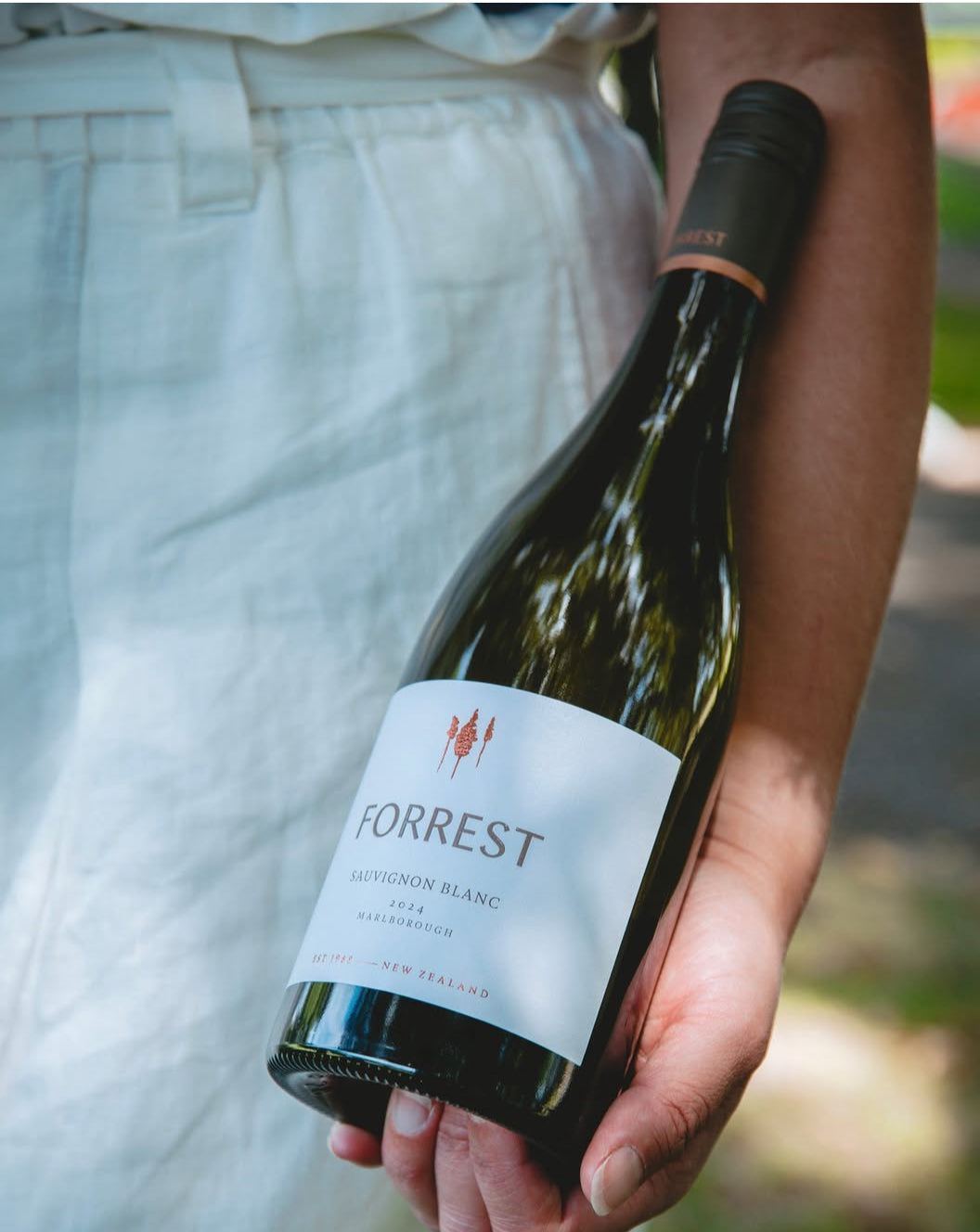 Mother’s Day Mixed Wine Box – Sip, Celebrate, Surprise!